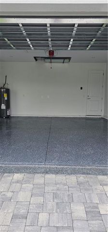 402 NW 10th ST, Cape Coral, FL 33993