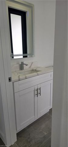 402 NW 10th ST, Cape Coral, FL 33993