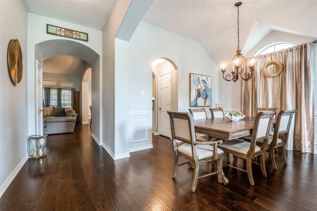 2731 Vela, Grand Prairie, TX 75054