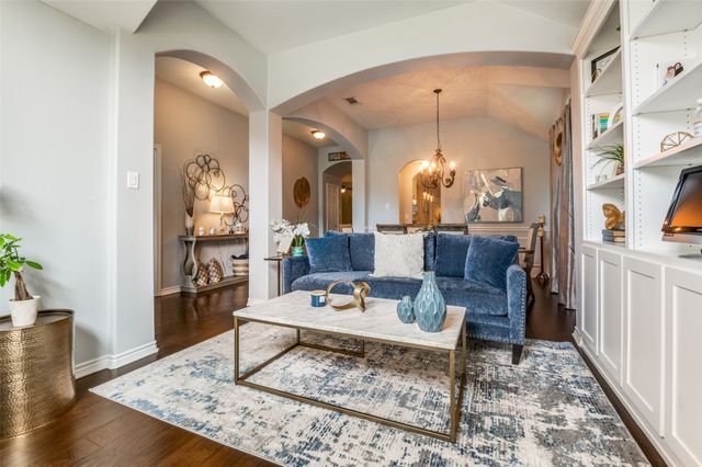 2731 Vela, Grand Prairie, TX 75054