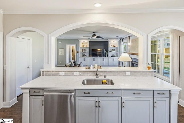 501 Forest Edge Court, Simpsonville, SC 29681