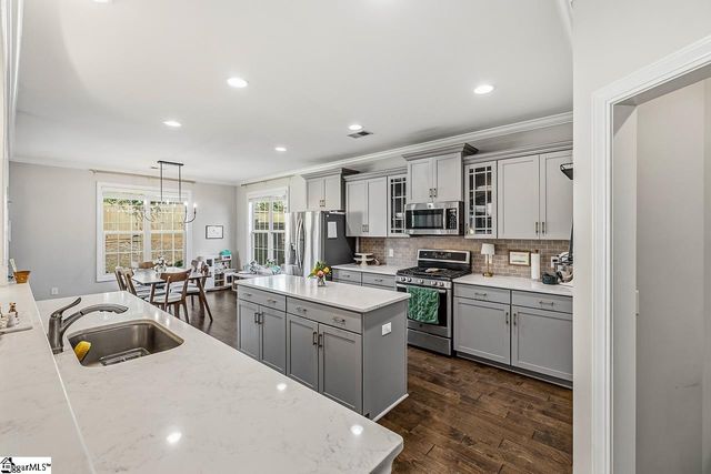 501 Forest Edge Court, Simpsonville, SC 29681