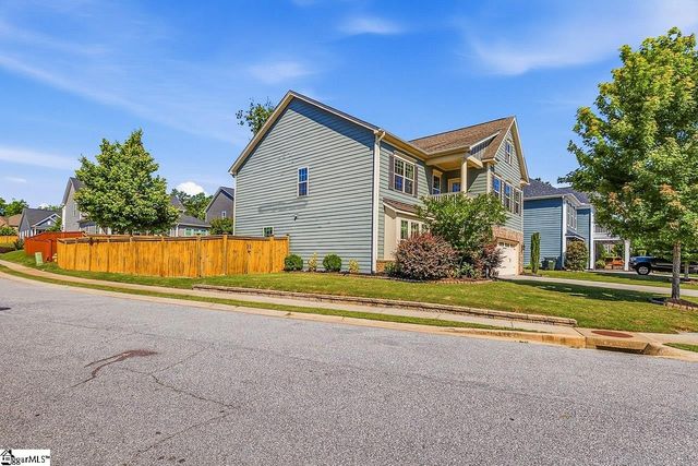 501 Forest Edge Court, Simpsonville, SC 29681