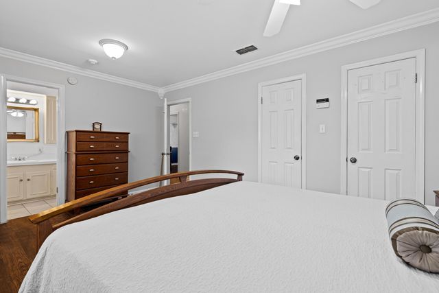 906 Orchard St., Longview, TX 75605