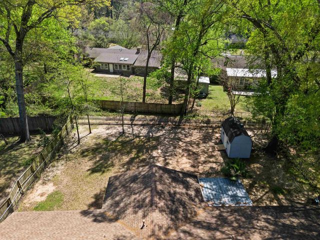 906 Orchard St., Longview, TX 75605