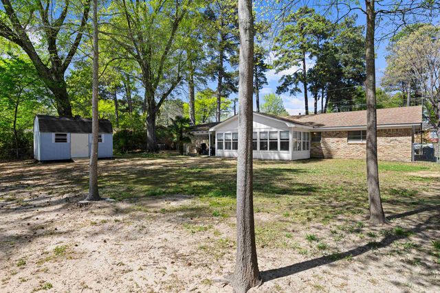 906 Orchard St., Longview, TX 75605