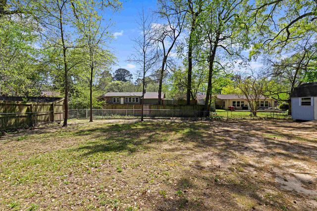 906 Orchard St., Longview, TX 75605