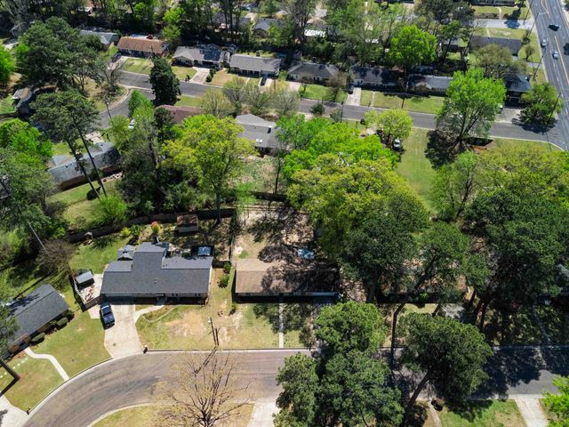 906 Orchard St., Longview, TX 75605