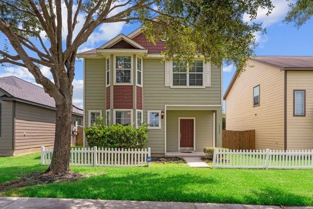 10884 S Lake Mist Lane, Willis, TX 77318
