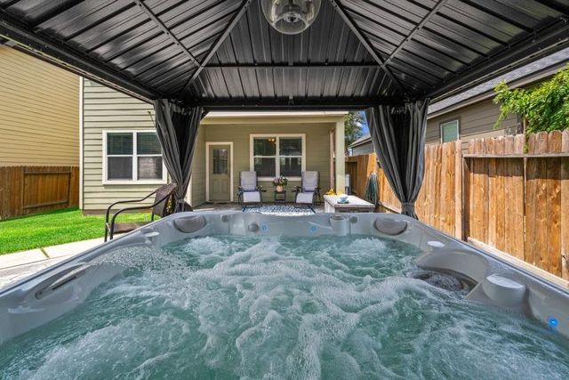 10884 S Lake Mist Lane, Willis, TX 77318