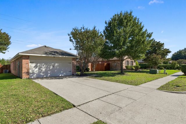 8204 Reel Street, Frisco, TX 75035