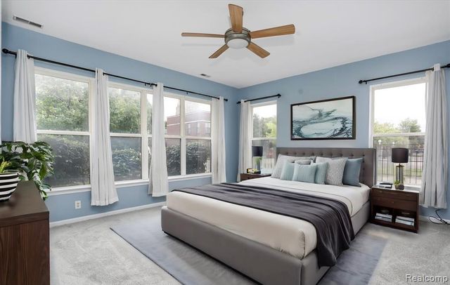 22 Pallister, Detroit, MI 48202