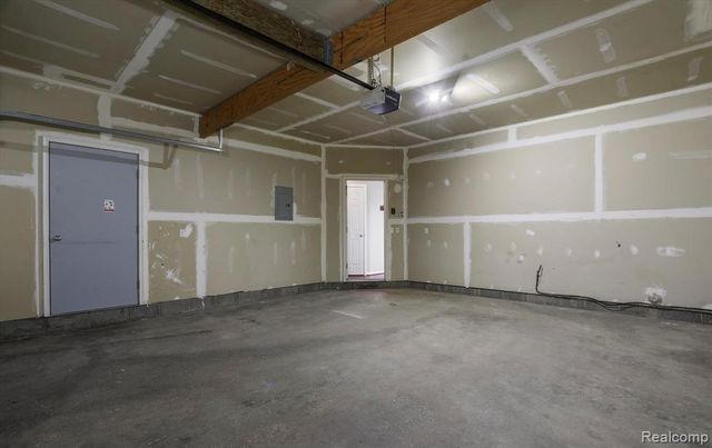 22 Pallister, Detroit, MI 48202