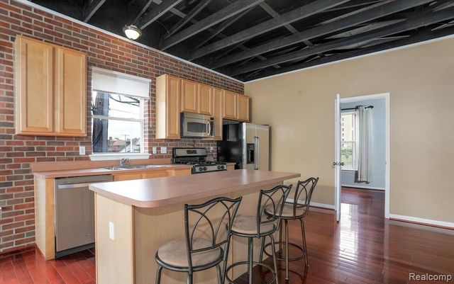 22 Pallister, Detroit, MI 48202