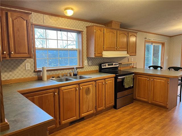 10 Jericho Road, Bainbridge, NY 13733