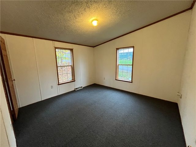 10 Jericho Road, Bainbridge, NY 13733