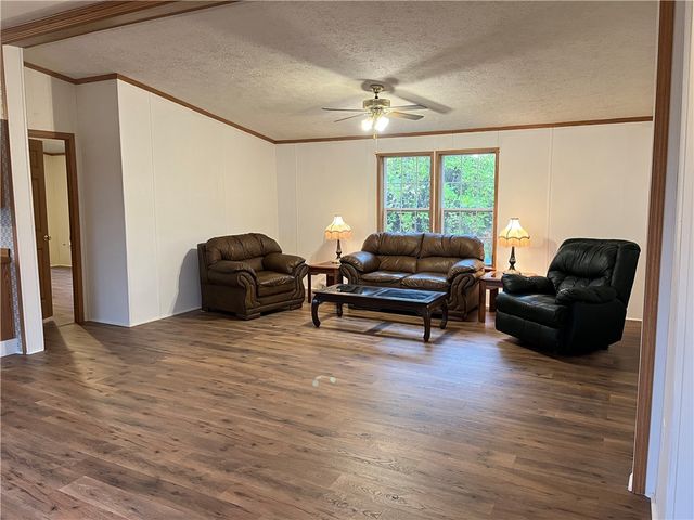 10 Jericho Road, Bainbridge, NY 13733