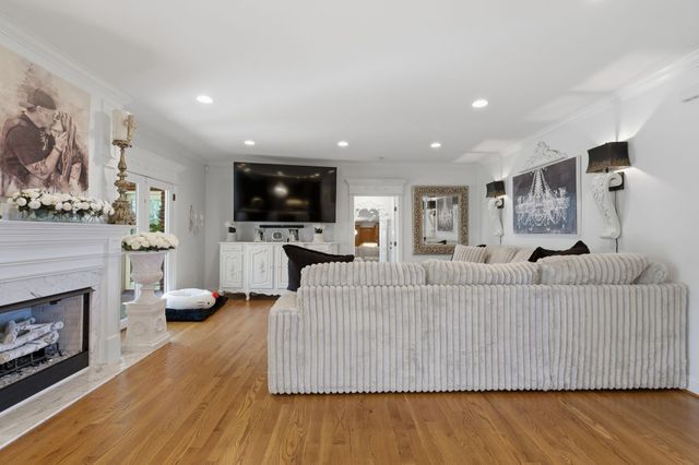 1192 Austin Cir, Lawrenceburg, TN 38464