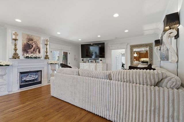 1192 Austin Cir, Lawrenceburg, TN 38464