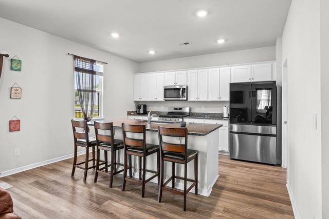 304 Picnic Basket Pl., Longs, SC 29568