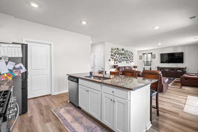 304 Picnic Basket Pl., Longs, SC 29568