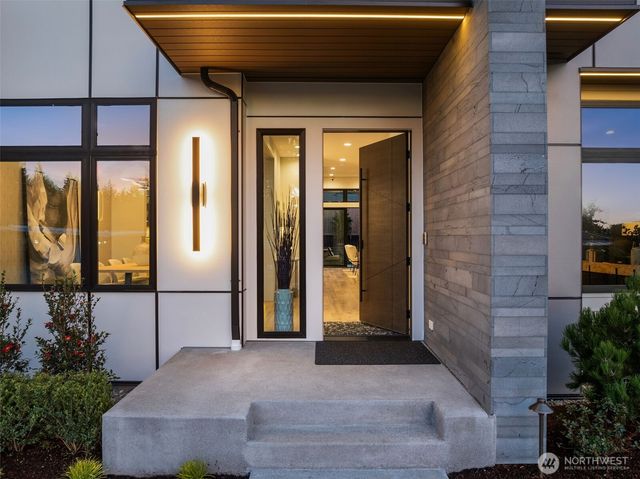 312 160th Avenue NE, Bellevue, WA 98008