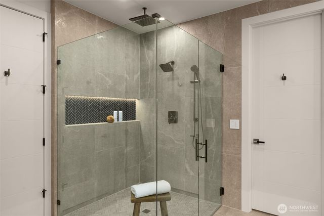 312 160th Avenue NE, Bellevue, WA 98008