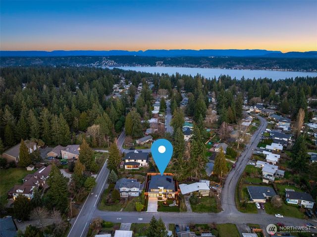 312 160th Avenue NE, Bellevue, WA 98008