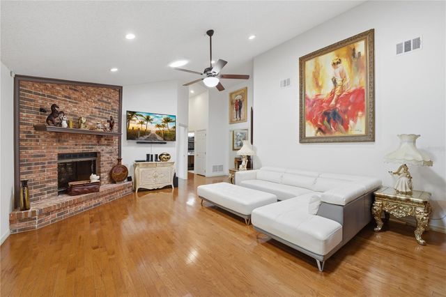 7141 WOODED VILLAGE LANE, Orlando, FL 32835