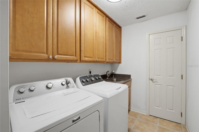 7141 WOODED VILLAGE LANE, Orlando, FL 32835