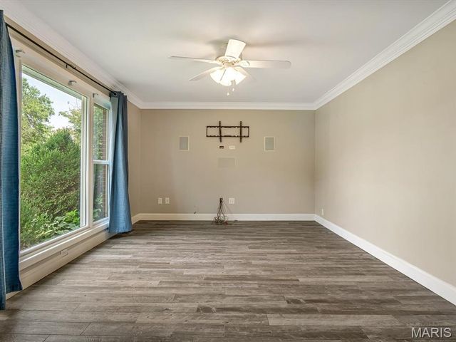 3608 Apple Orchard Lane, St Louis, MO 63125