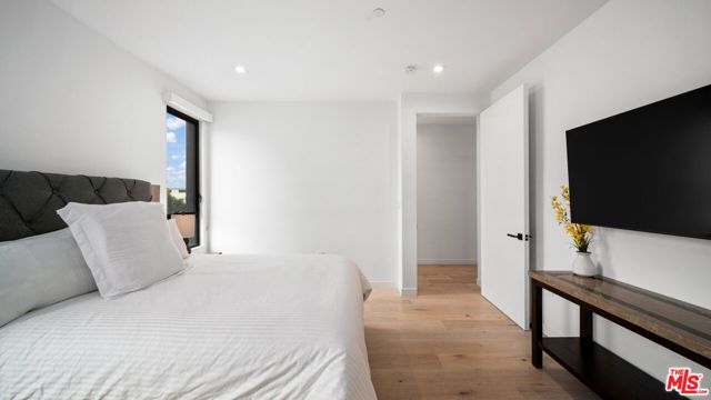 2435 S Penmar Avenue, Venice (los Angeles), CA 90291