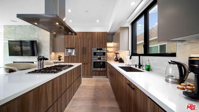 2435 S Penmar Avenue, Venice (los Angeles), CA 90291