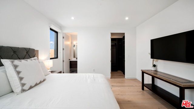 2435 S Penmar Avenue, Venice (los Angeles), CA 90291