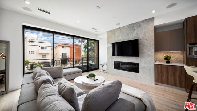 2435 S Penmar Avenue, Venice (los Angeles), CA 90291