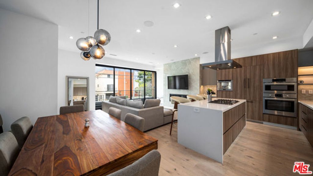 2435 S Penmar Avenue, Venice (los Angeles), CA 90291