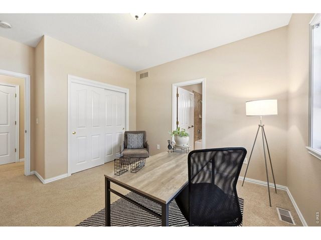 3208 Mariner Ln, Longmont, CO 80503