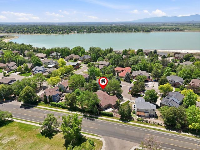 3208 Mariner Ln, Longmont, CO 80503