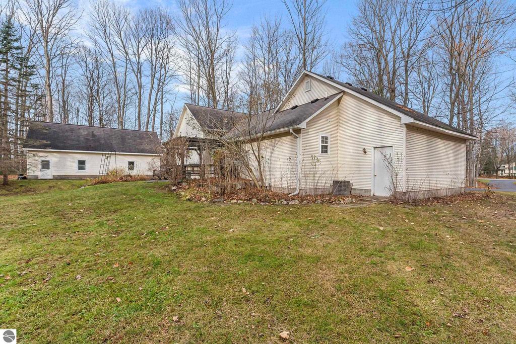 Image 42 of property listing at 9685 Woodys Run, Traverse City, MI 49684