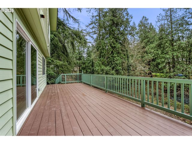 6647 Se 122ND Ave, Portland, OR 97236