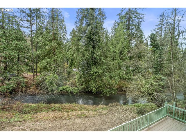 6647 Se 122ND Ave, Portland, OR 97236