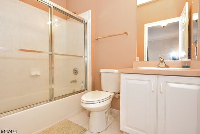 31 Barrister St, Clifton City, NJ 07013