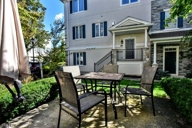 31 Barrister St, Clifton City, NJ 07013