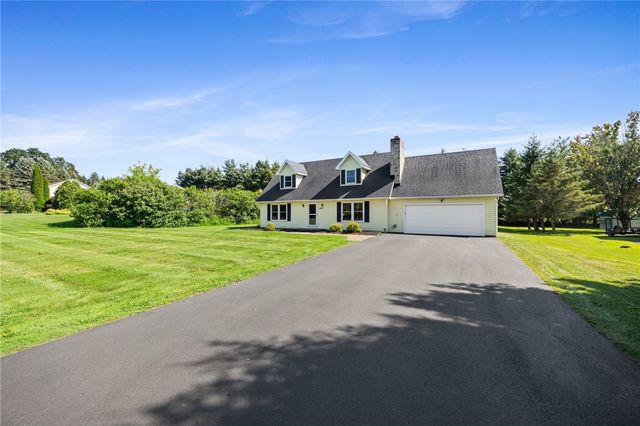 1859 State Road, Webster, NY 14580