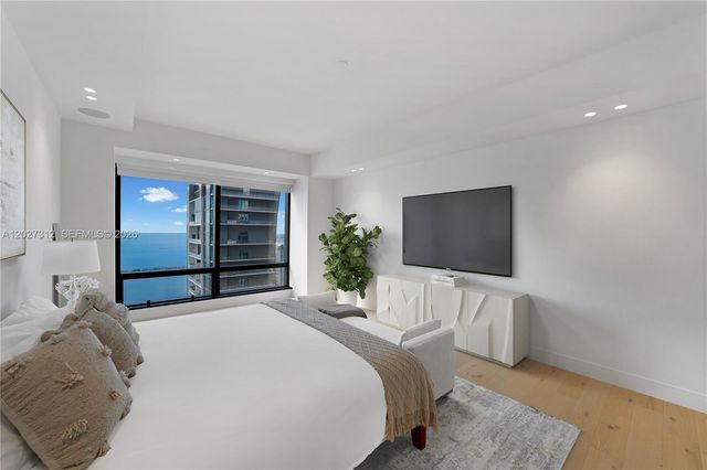 1425 Brickell Ave 57A, Miami, FL 33131