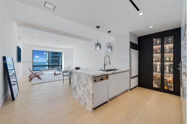 1425 Brickell Ave 57A, Miami, FL 33131