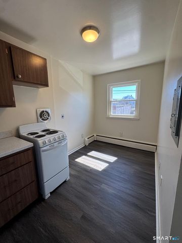 70 McKinley Avenue b15, Bridgeport, CT 06606