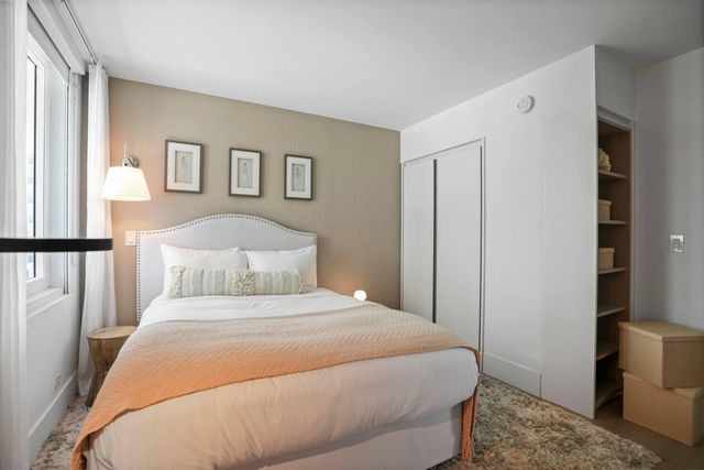 2301 COLLINS Avenue 407, Miami Beach, FL 33139