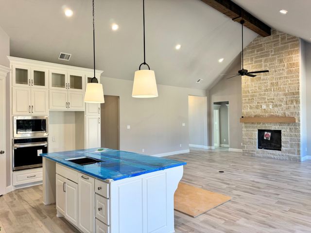 1065 Arbor Vista Drive, Azle, TX 76020