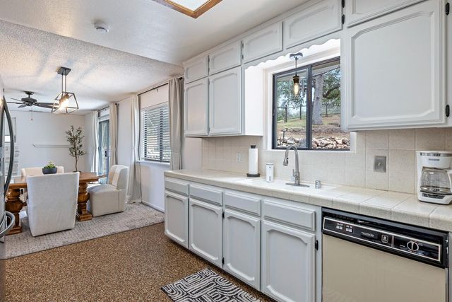 41570 Long Hollow Drive, Coarsegold, CA 93614
